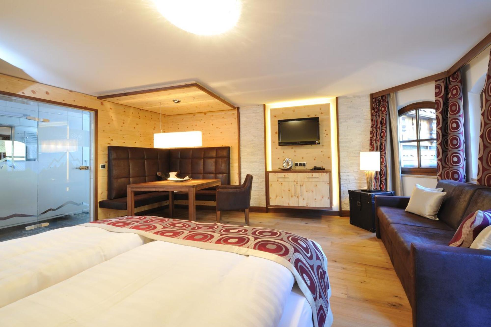 Alpinlounge Raetia Appartements Ischgl Habitación foto