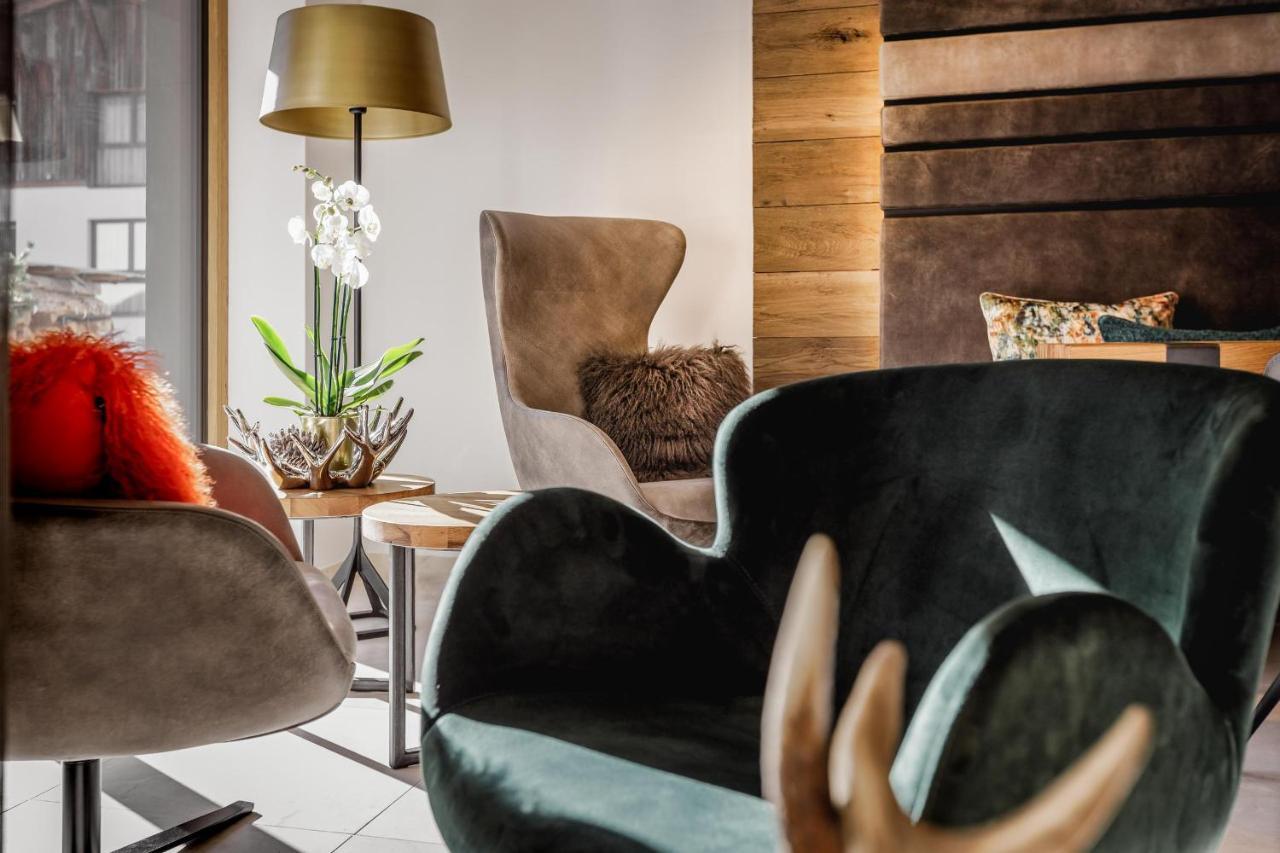 Alpinlounge Raetia Appartements Ischgl Exterior foto